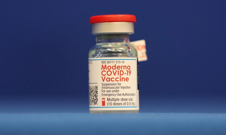 PH Government receives a new batch of Moderna Vaccines. (Photo / Retrieved from CNN Philippines)